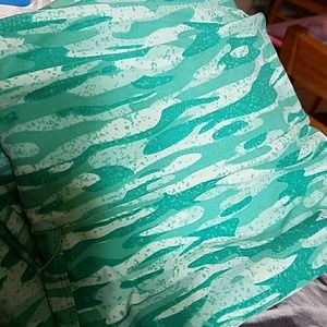 LLR aqua camo leggings TC